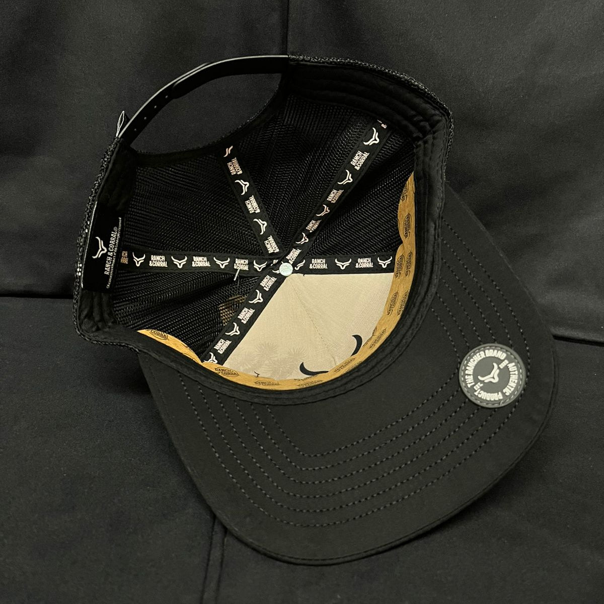 REALTREE VERDE Y NEGRO RANCH AND CORRAL