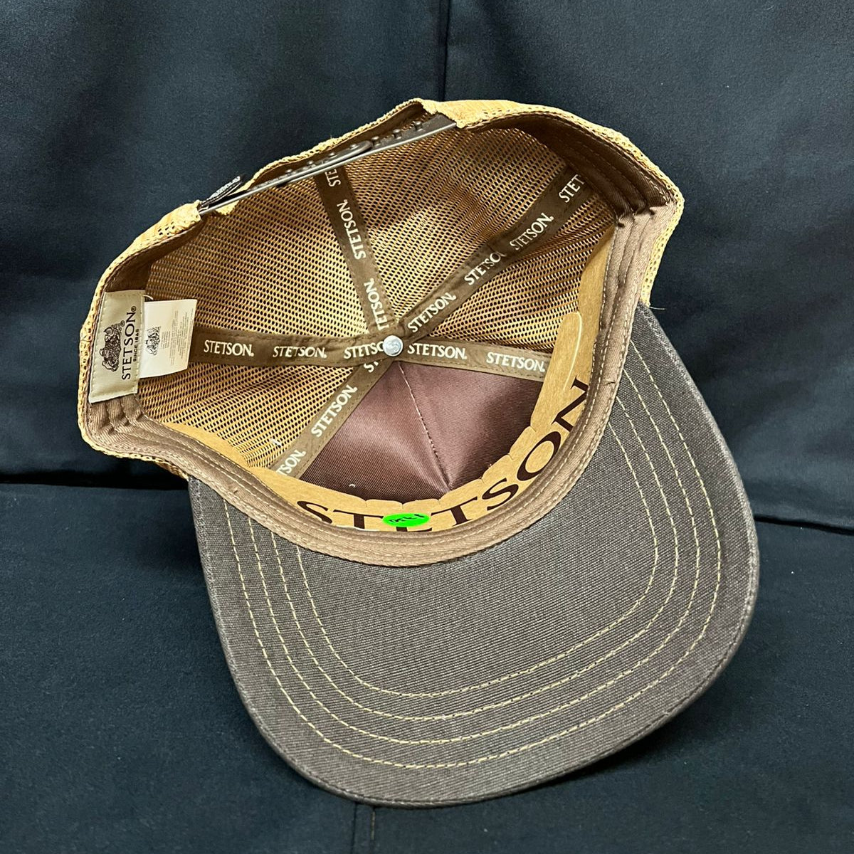 STETSON MONTAÑAS CAFE RANCH AND CORRAL