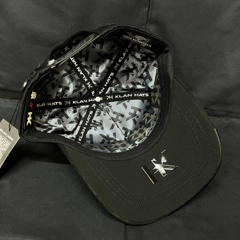 LOS ANGELES TOTAL BLACK BIGG BOSS