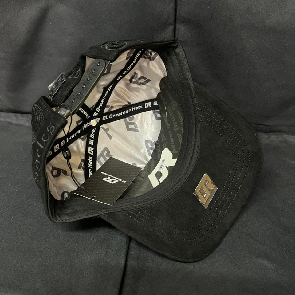 LA PLACA TOTAL BLACK EL DREAMER HATS