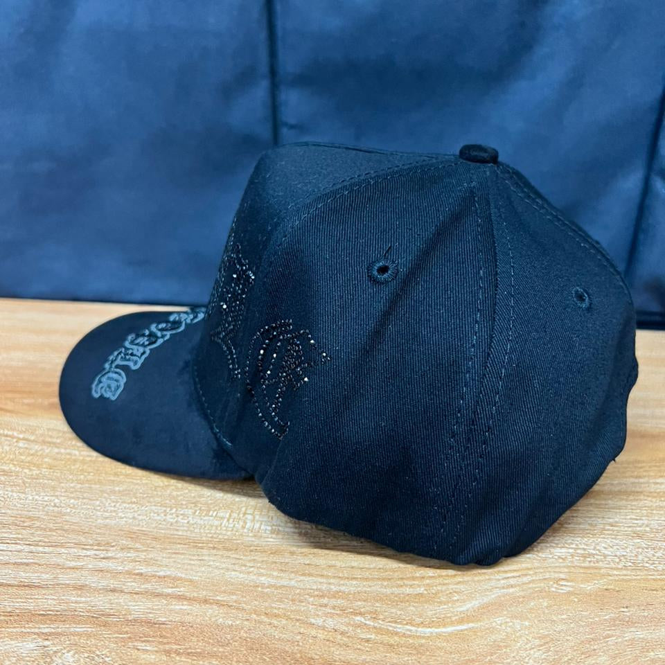 LA PEPOPLE TOTAL BLACK MZ HATS