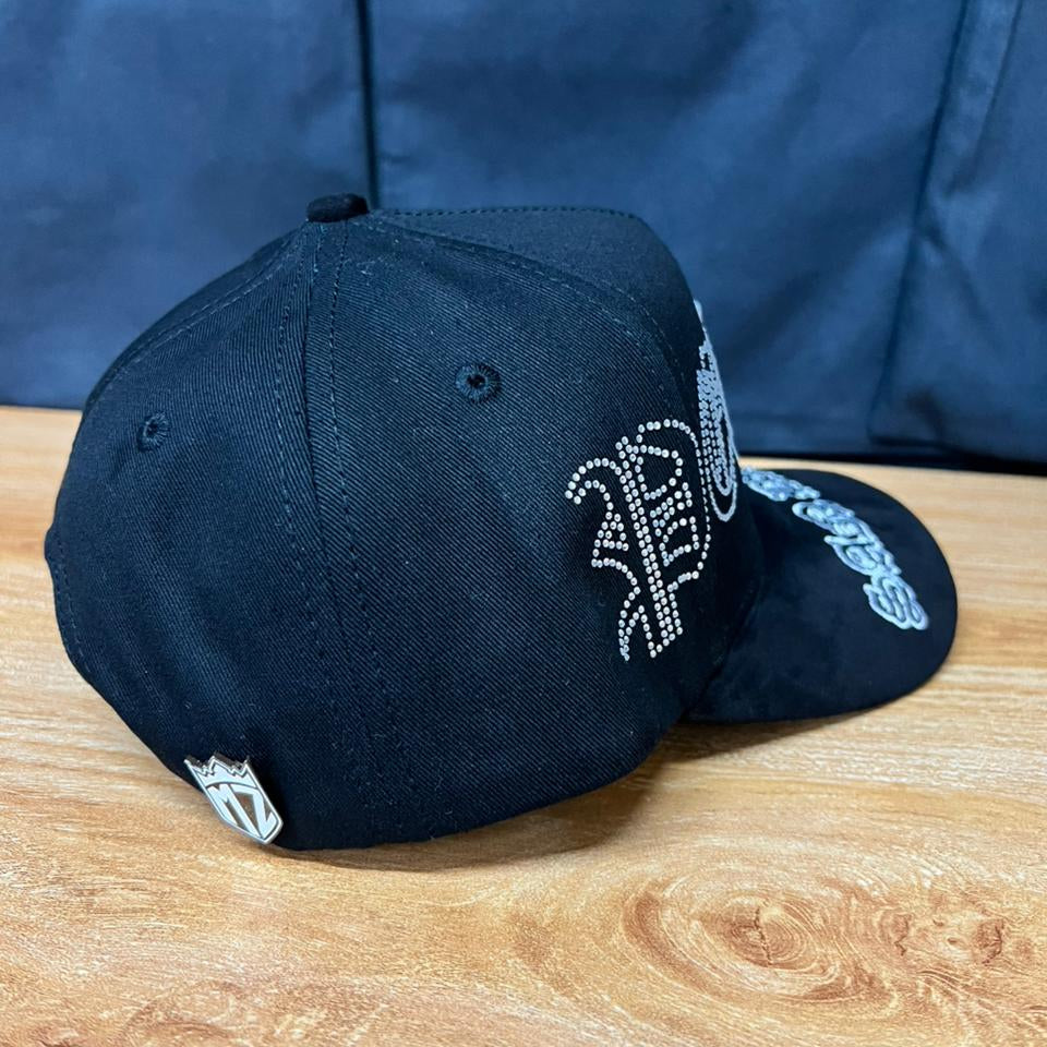 SD PEOPLE BLANCA CON NEGRO MZ HATS