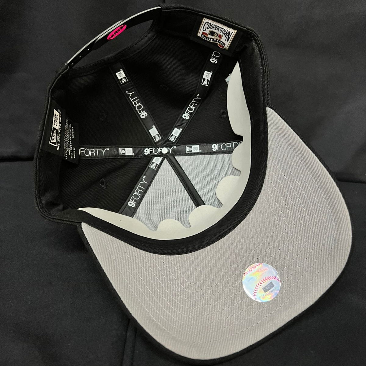 LOS ANGELES DODGERS  LOGO BLANCO NEGRA NEW ERA