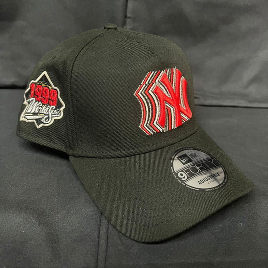 YANKEES NEW YORK LOGO ROJO NEGRA NEW ERA