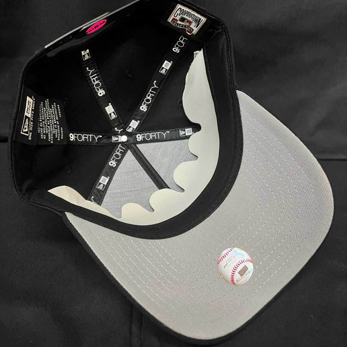 YANKEES NEW YORK LOGO ROJO NEGRA NEW ERA