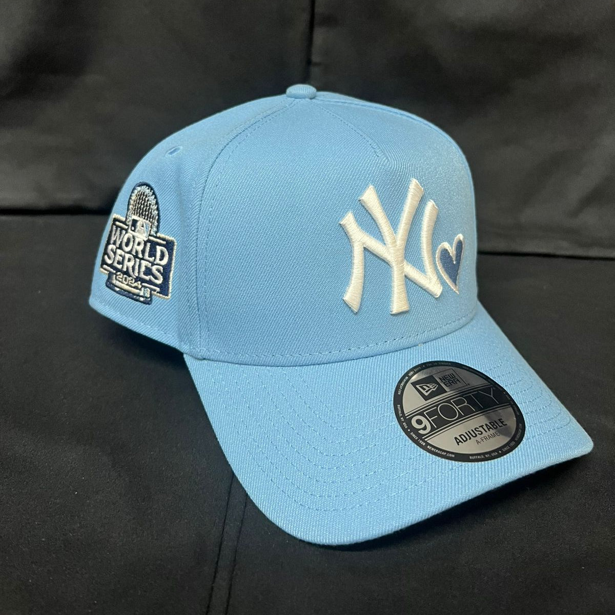 NEW YORK AZUL LOGO BLANCO CORAZON NEW ERA