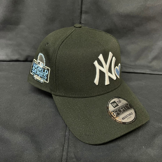 NY LOGO BLANCO CORAZON AZUL NEGRA NEW ERA