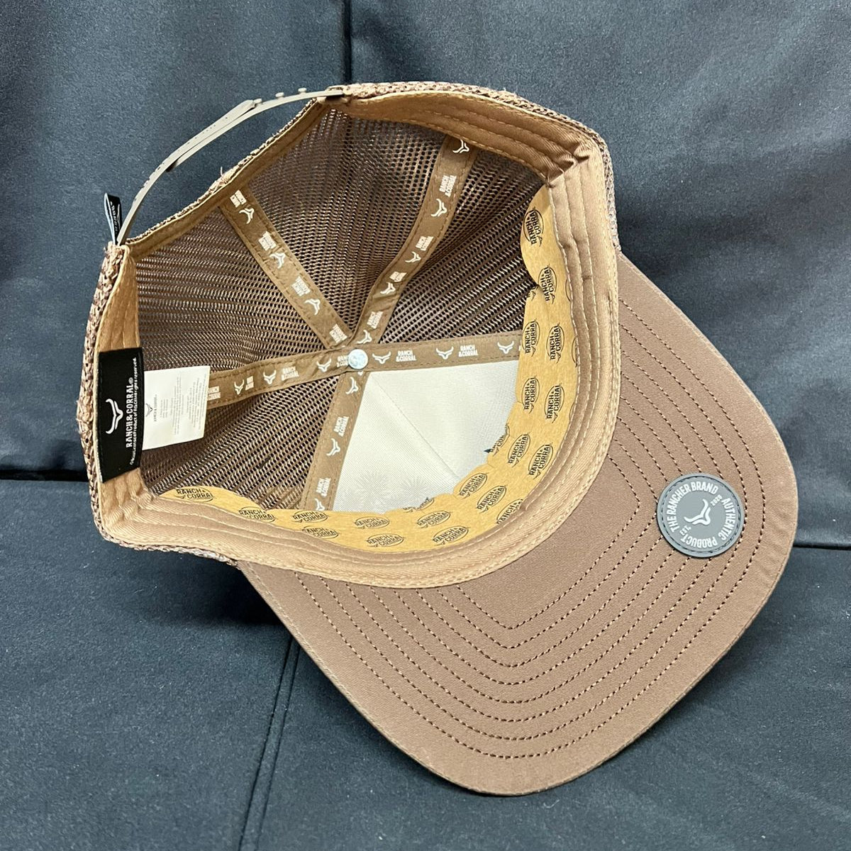 BORDADO LOGO ROJO  CAFE RANCH AND CORRAL