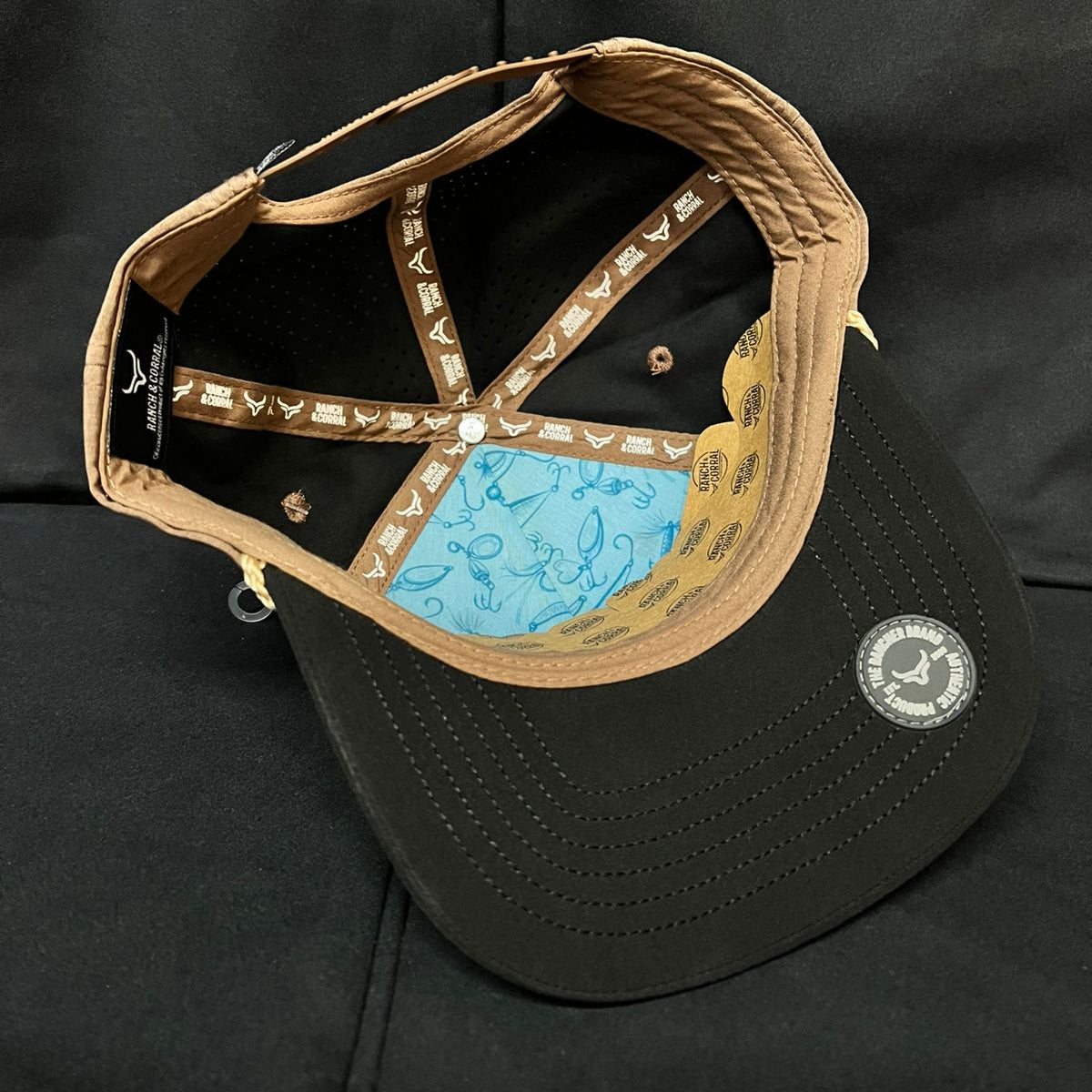 FISHER CAFE Y NEGRO REPELENTE AL AGUA  RANCH AND CORRAL