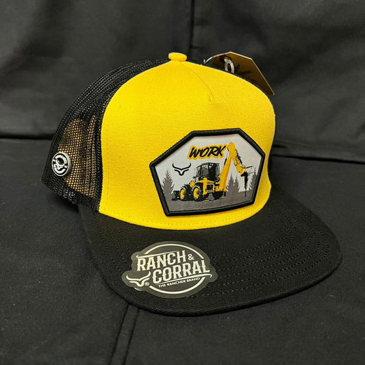 EXCAVADORA AMARILLO Y NEGRO  RANCH AND CORRAL