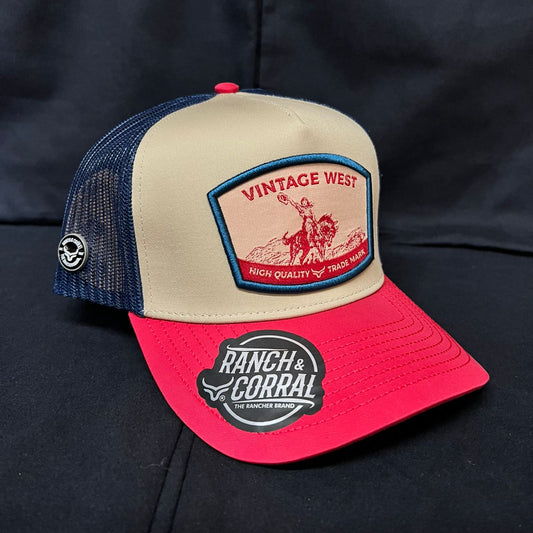 VINTAGE WEST ROJO Y BEIGE RANCH AND CORRAL