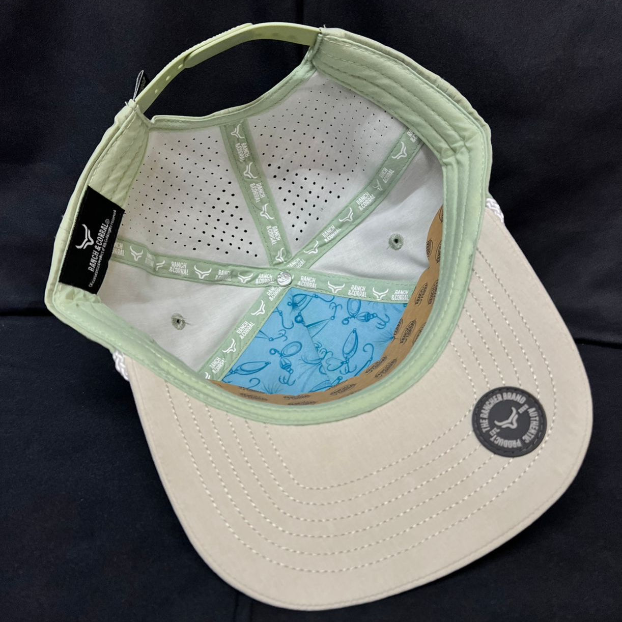 FISHERMAN PESCA VERDE Y BEIGE RANCH AND CORRAL