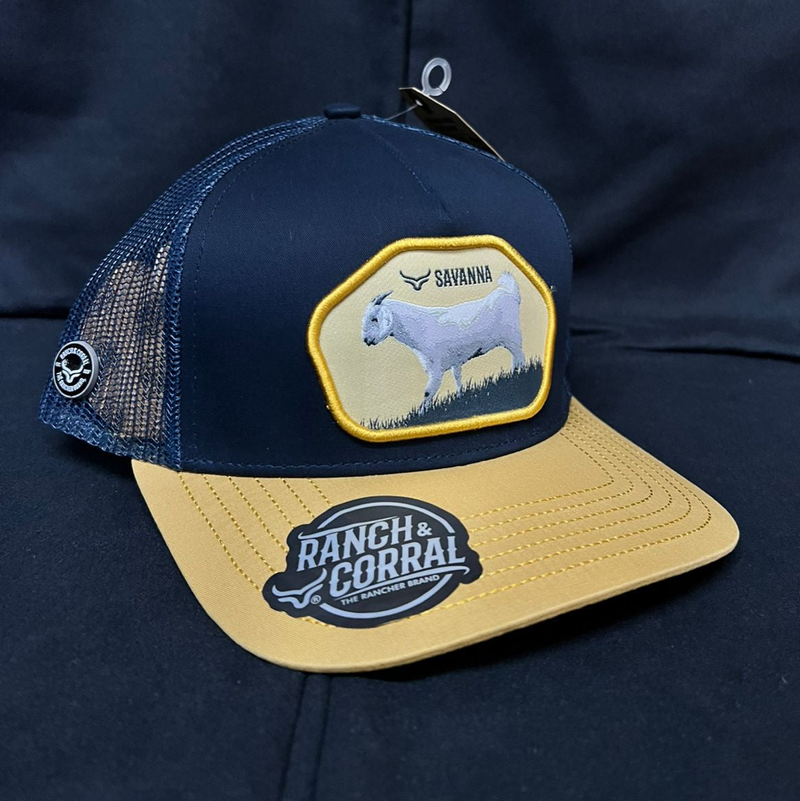 CHIVO AZUL Y AMARILLO RANCH AND CORRAL