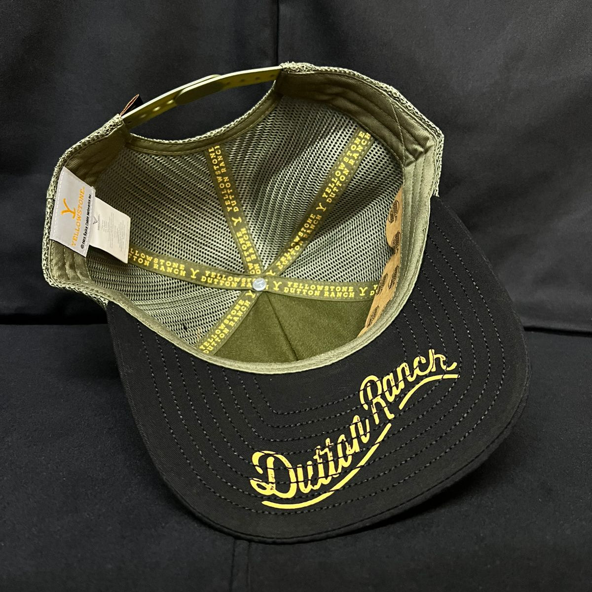 YELLOWSTONE GRANERO VERDE Y NEGRO RANCH AND CORRAL