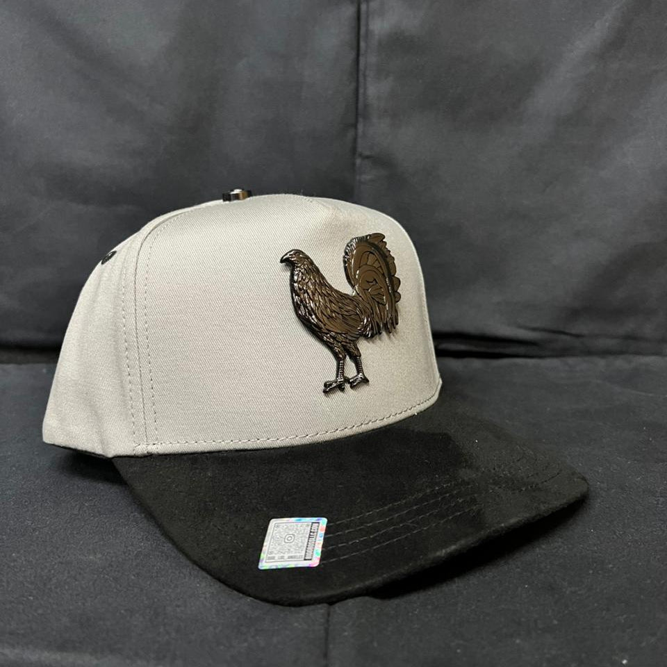 PLACA GALLO GRIS BIGG BOSS