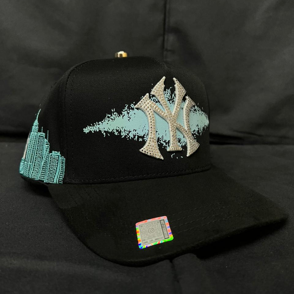 NY ESTATUA NEGRO BIGG BOSS