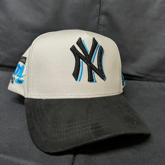 NY ESTATUA GRIS BIGG BOSS