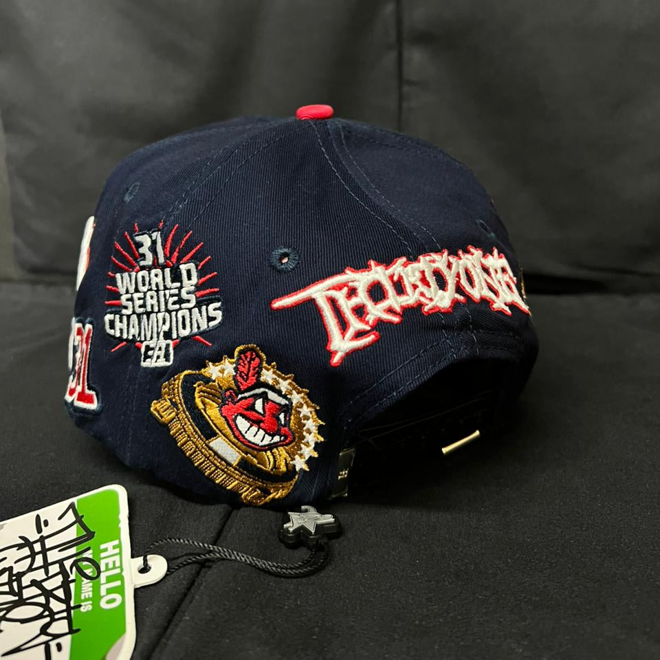 CLEVELAND INDIANS 31 HATS