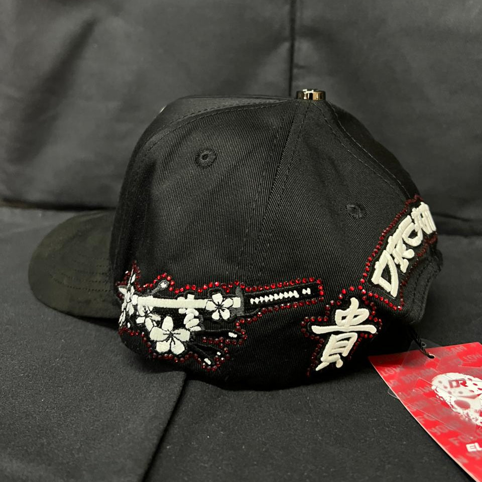 EL DREAMER HATS X DAN SANCHEZ KATANA CAJA Y CUBREPOLVO