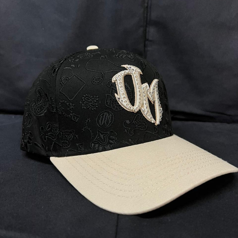 OM ROMPE LA DOMPE BAEZ CAPS