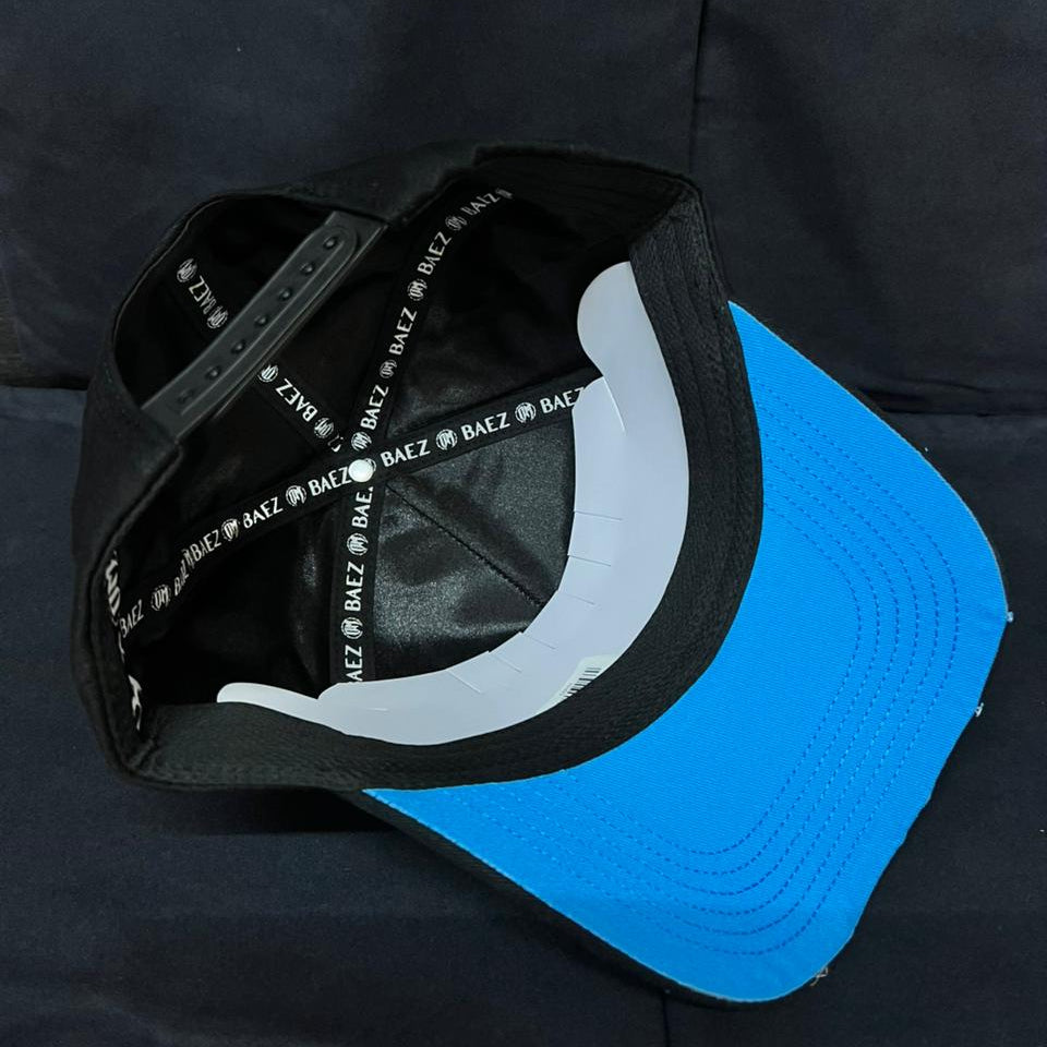 VOLVER AL FUTURO NEGRO CON AZUL BAEZ CAPS