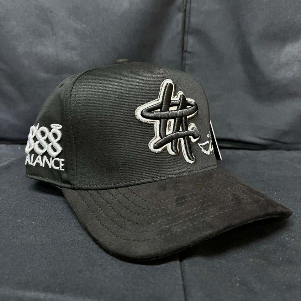 LA ÁNGEL NEGRO CURVA JC HATS