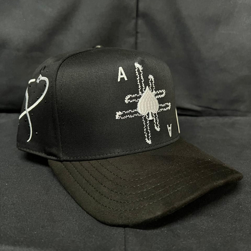 PIKAS XY  CURVA JC HATS