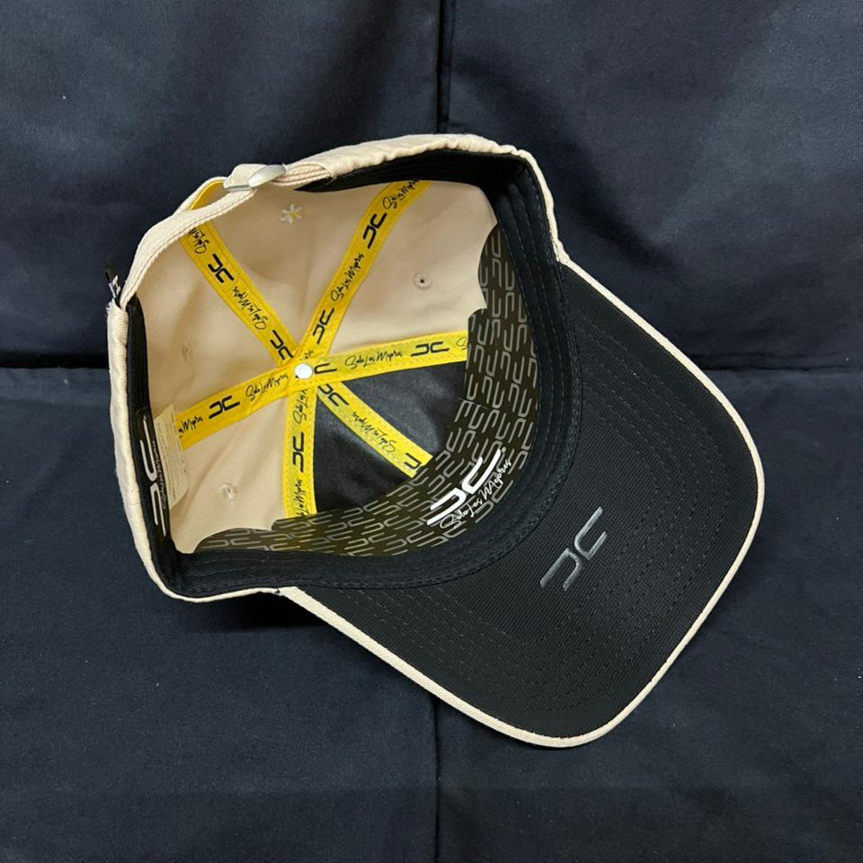 COLECCIÓN DE MUJER BEIGE CON CERTIFICADO CURVA JC HATS