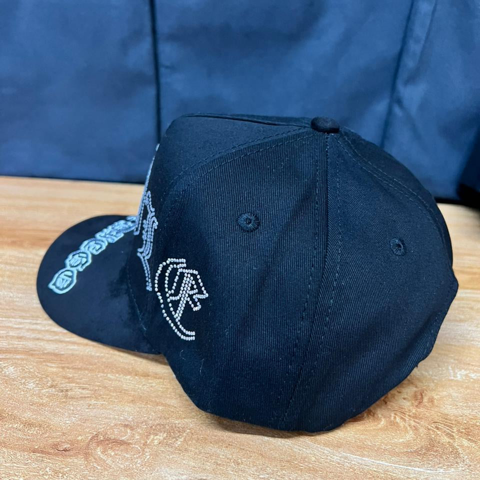 SD PEOPLE BLANCA CON NEGRO MZ HATS
