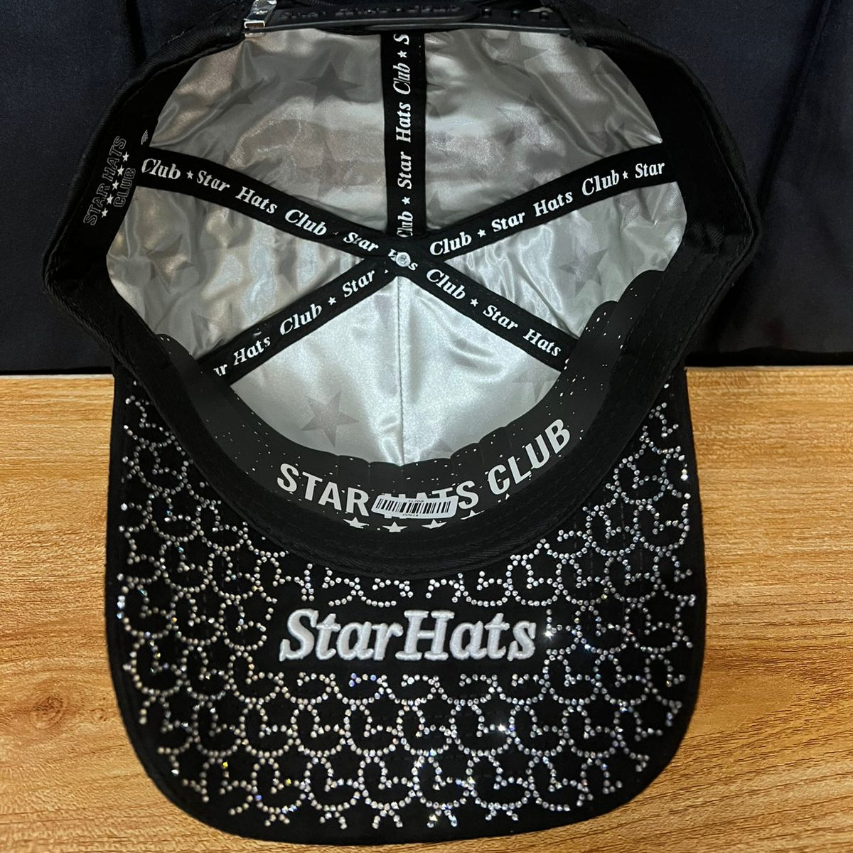 3 ESTRELLAS NEGRO Y BLANCO STAR HATS